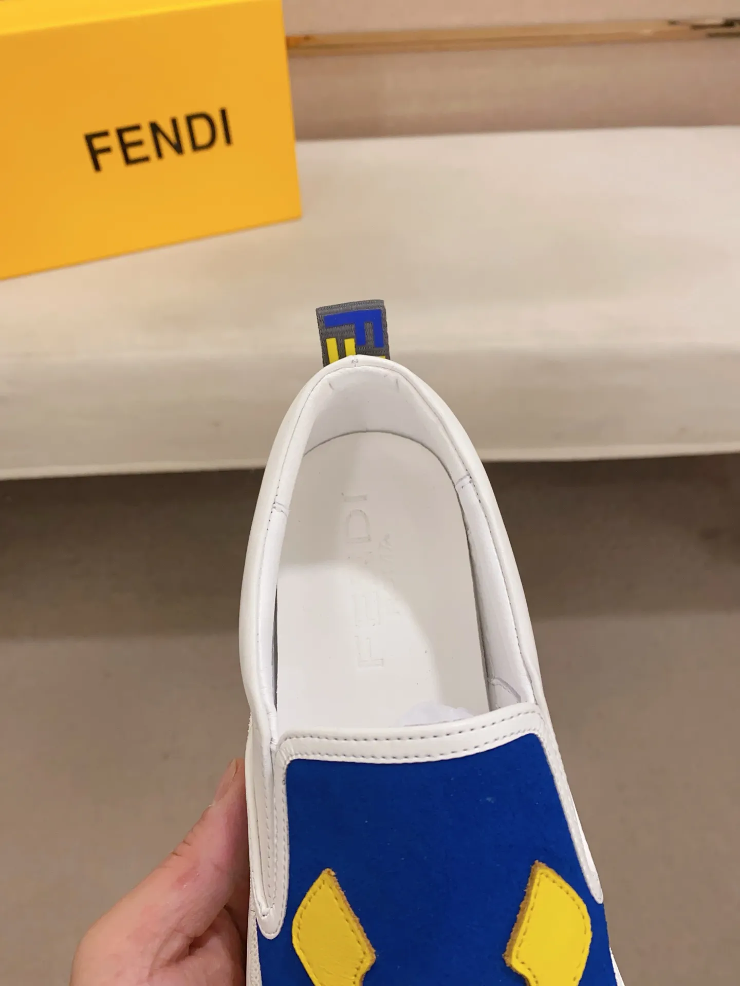 Men's shoes 💰 400💰 (fendi) New style 👊🏻 upper 🇮🇹 imported cowhide fabric 🇩🇪 lining imported sheepskin lining. The original outsole is molded to highlight the identity of every man, and the upper foot is elegant and stable🚶🏻🚶🏻The high-end custom counters reproduce the original version📯No matter the wind or rain, the shoe last remains unchanged and can withstand the verification of time🔍️,🔵 Size: 38-44